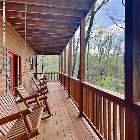 Вилла Our Mountain Getaway Севьервилл Экстерьер фото