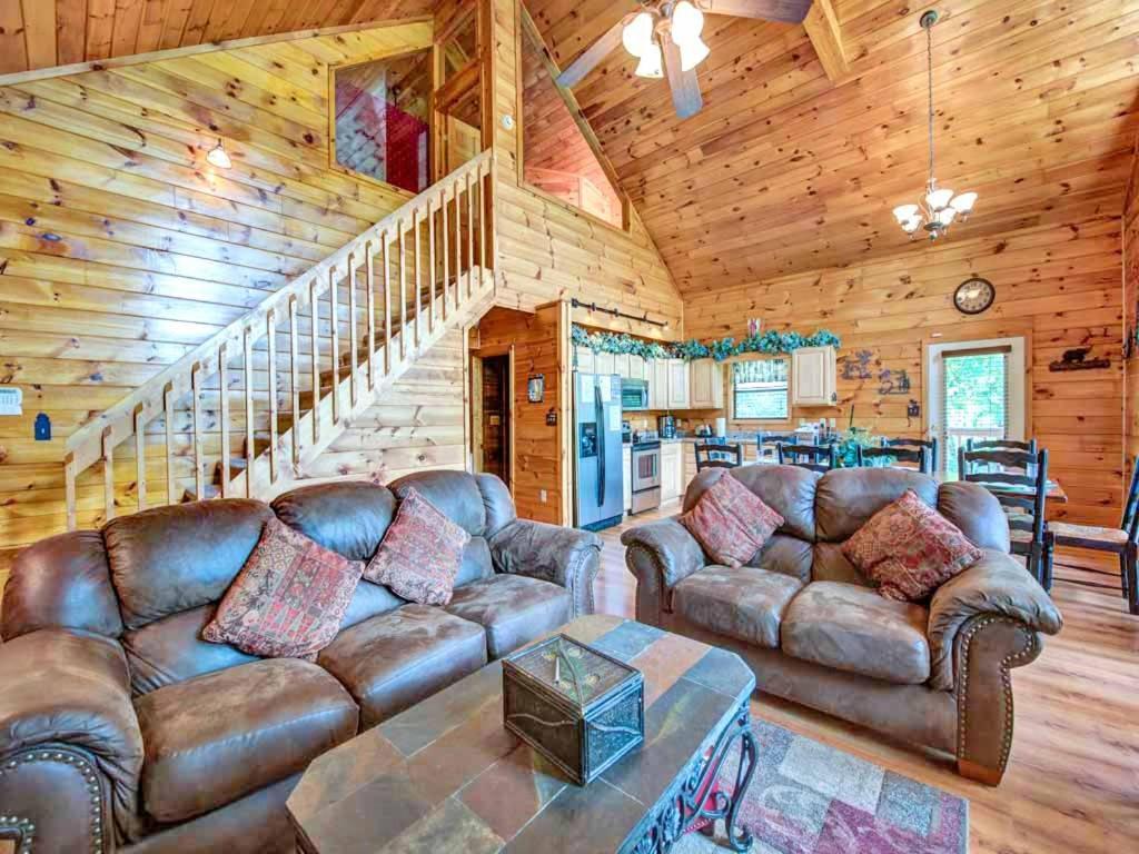 Вилла Our Mountain Getaway Севьервилл Экстерьер фото